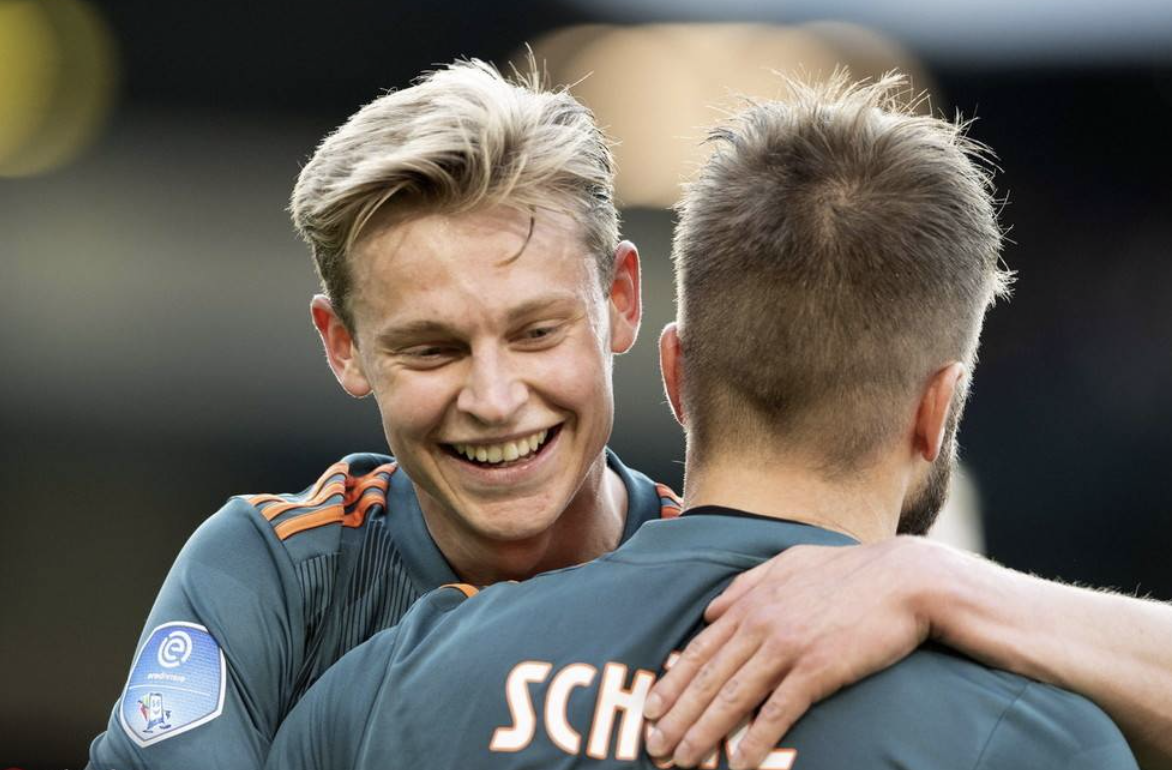 爱游戏电竞-窗口期阿贾克斯备战意大利杯,主帅复盘细节曝光,信心回归,细节决定成败(碧蓝航线阿贾克斯女王)