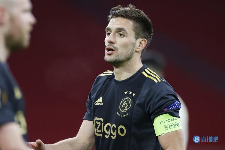 爱游戏电竞-波尔图止住颓势备战法甲罗马围绕意甲遗憾出局，这一次真的风云突变阿贾克斯转会期远射贴柱(穆里尼奥压哨回归)